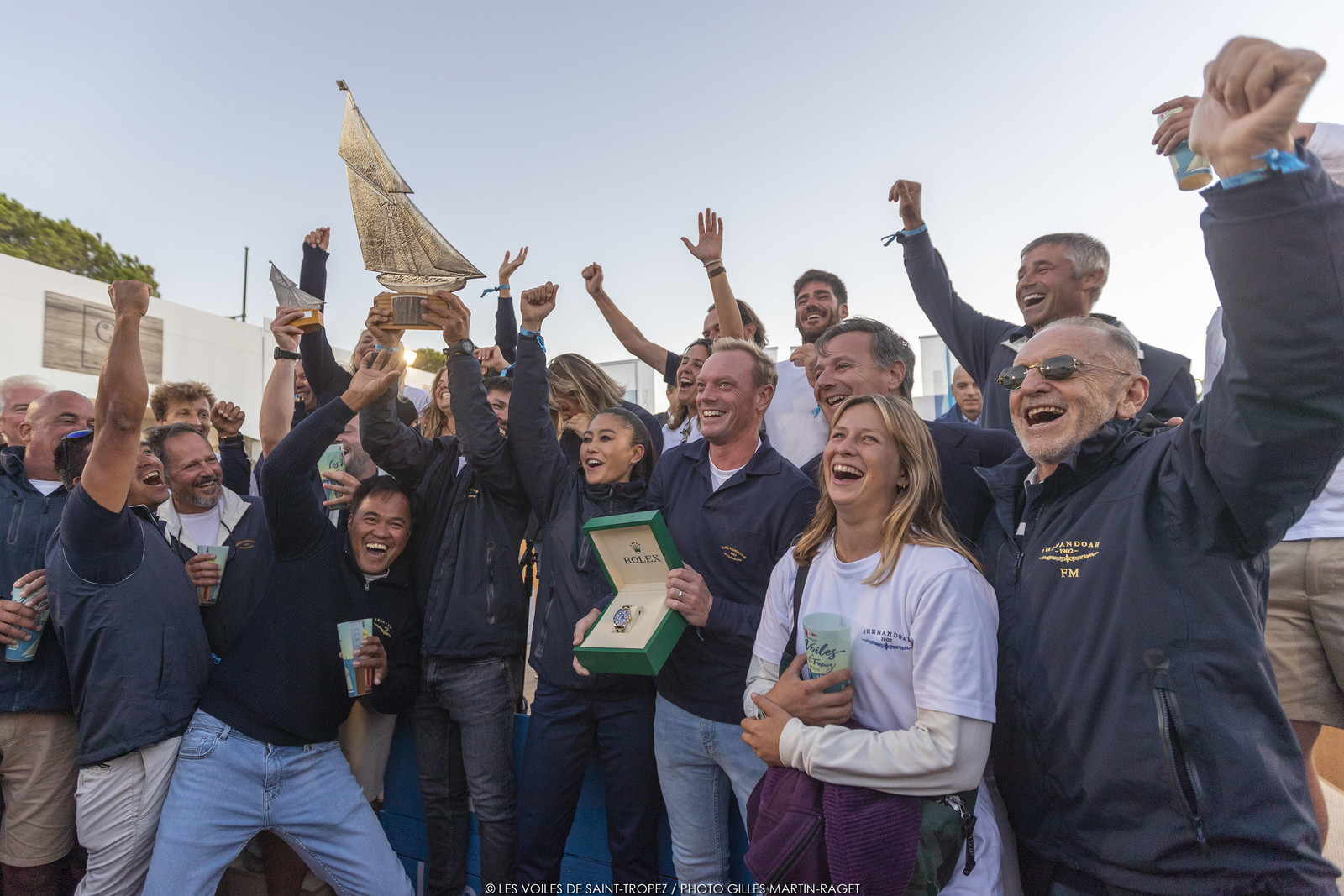 01 10 2022, Saint-Tropez (FRA,83), Voiles de Saint-Tropez 2022, Remise des prix, Shenandoah reçoit le Trophée Rolex