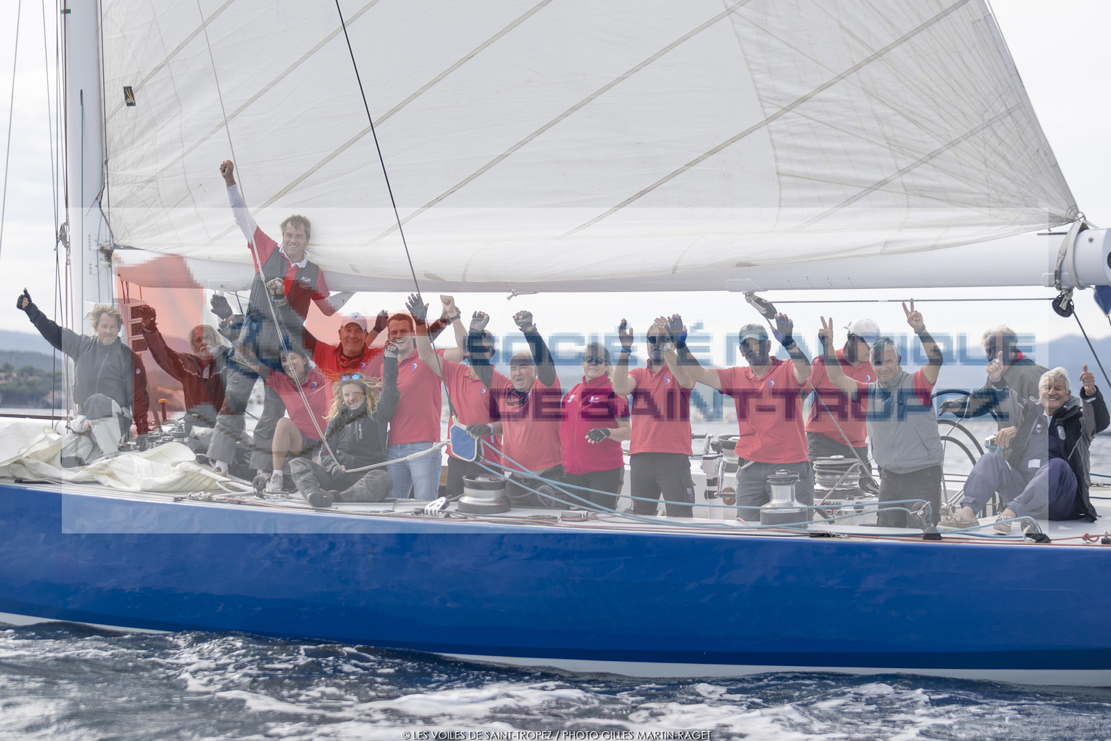 29  2022, Saint-Tropez (FRA,83), Les Voiles de Saint-Tropez 2022, journée des défis, Clu 55 Cup ,France 1 conrte Tuiga, équipage France 1