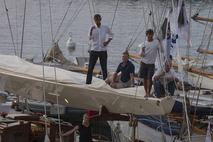 02 10 2014, Saint-Tropez (FRA,83), Voiles de Saint-Tropez 2014, Day 4, défilé des équipages   crew parade