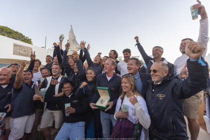01 10 2022, Saint-Tropez (FRA,83), Voiles de Saint-Tropez 2022, Remise des prix, Shenandoah reçoit le Trophée Rolex