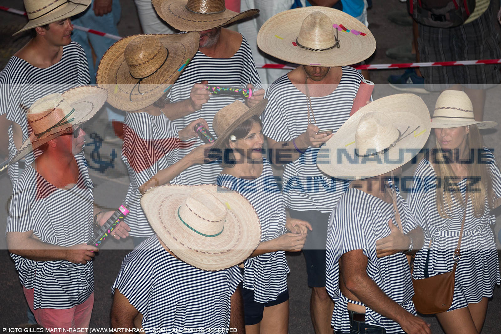 29 09 2016, Saint-Tropez (FRA,83), Voiles de Saint-Tropez 2016, Challenge Day, Crew parade