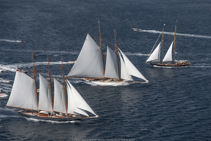 28 09 2022? Saint-Tropez,(FRA,83), Les Voiles de Saint-Tropez 2022 Régate N° 2 poup les modernes, navigation libre pour les grandes goélettes